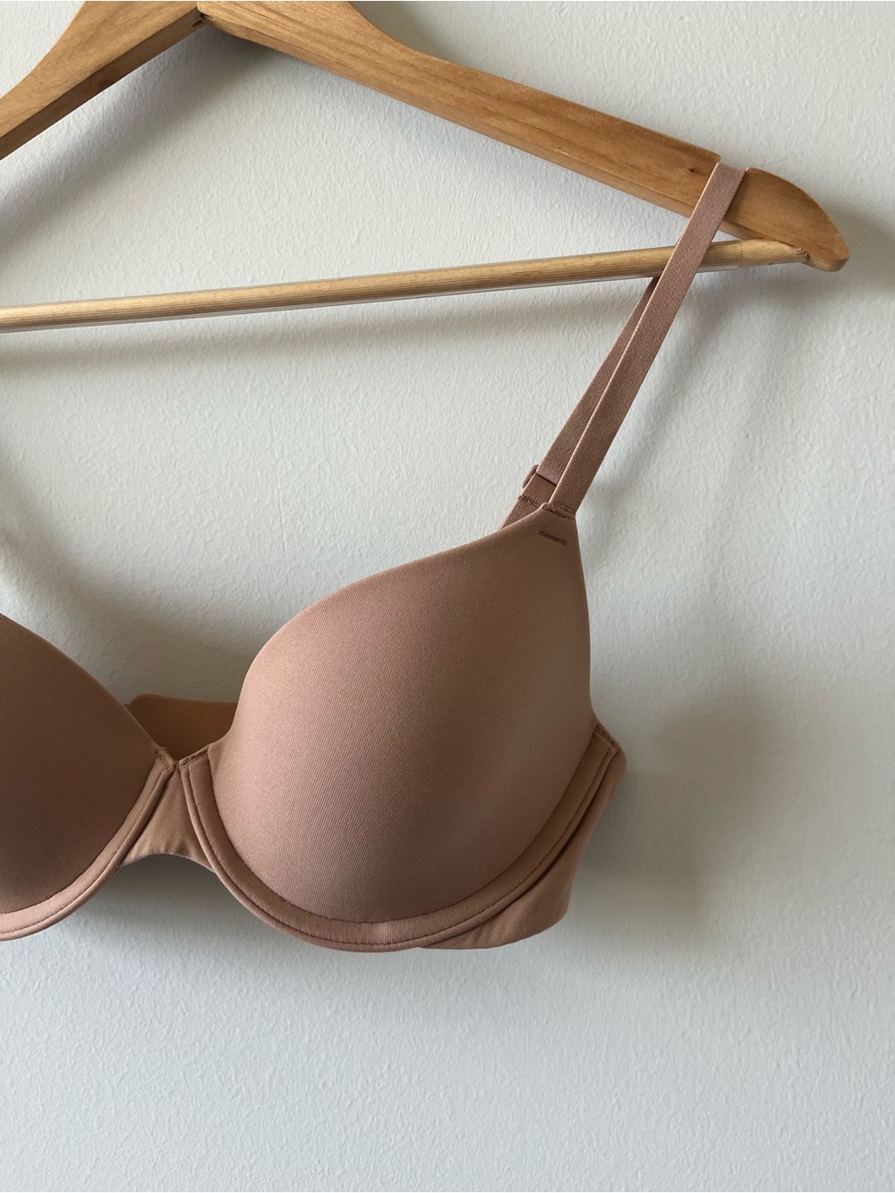 SKIMS Fits Everybody T-Shirt Bra 32B NWOT Sienna Color - Picture 3 of 9